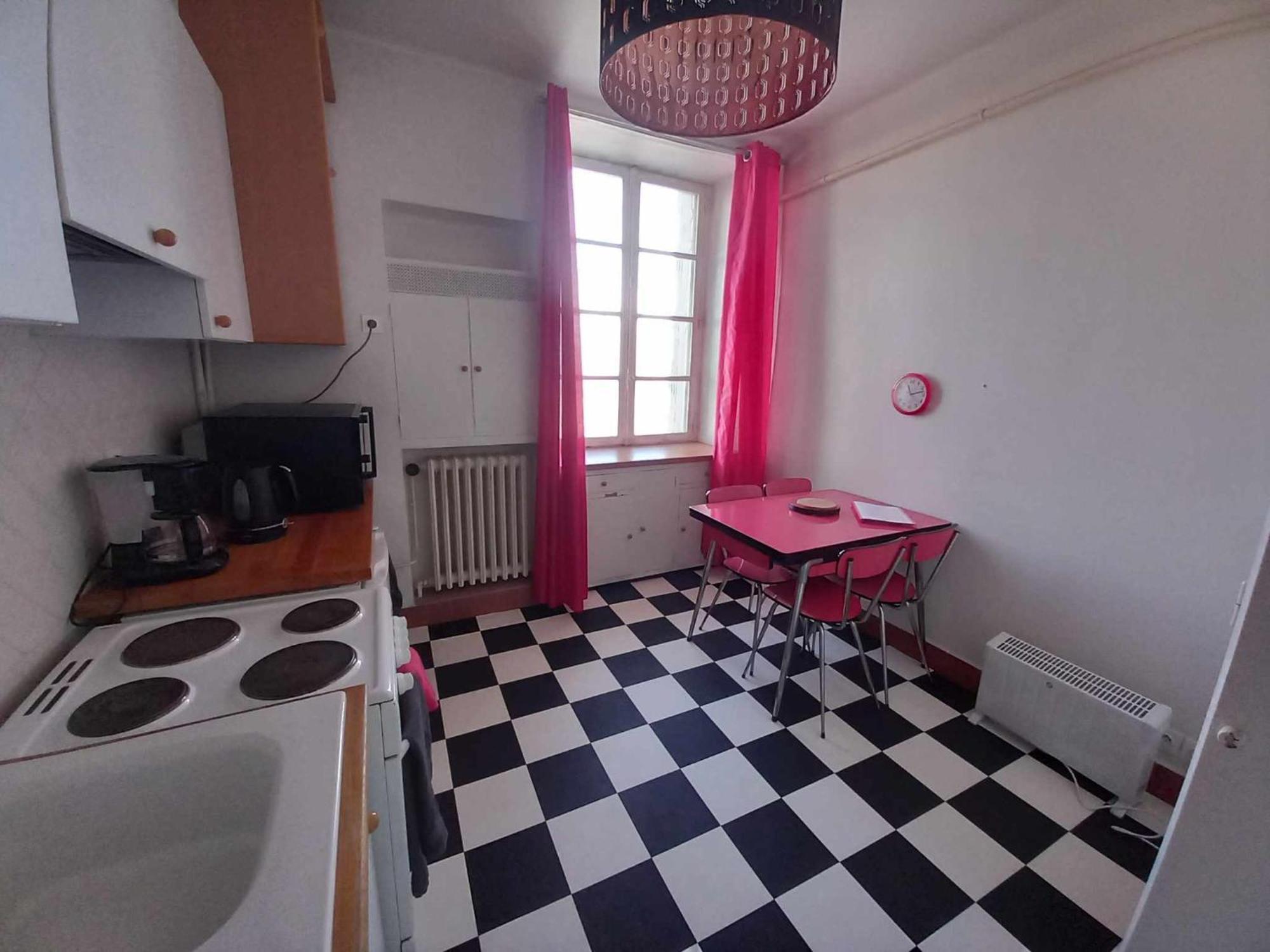 L'appart De Babou Rez De Chaussee Parking Free Draps Wifi Appartement Thiers